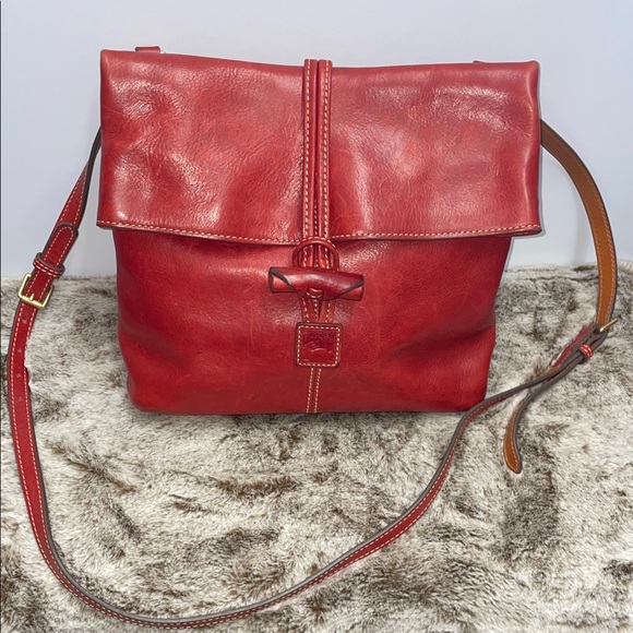 Dooney & Bourke Handbags - Dooney & Bourke Medium Toggle Crossbody